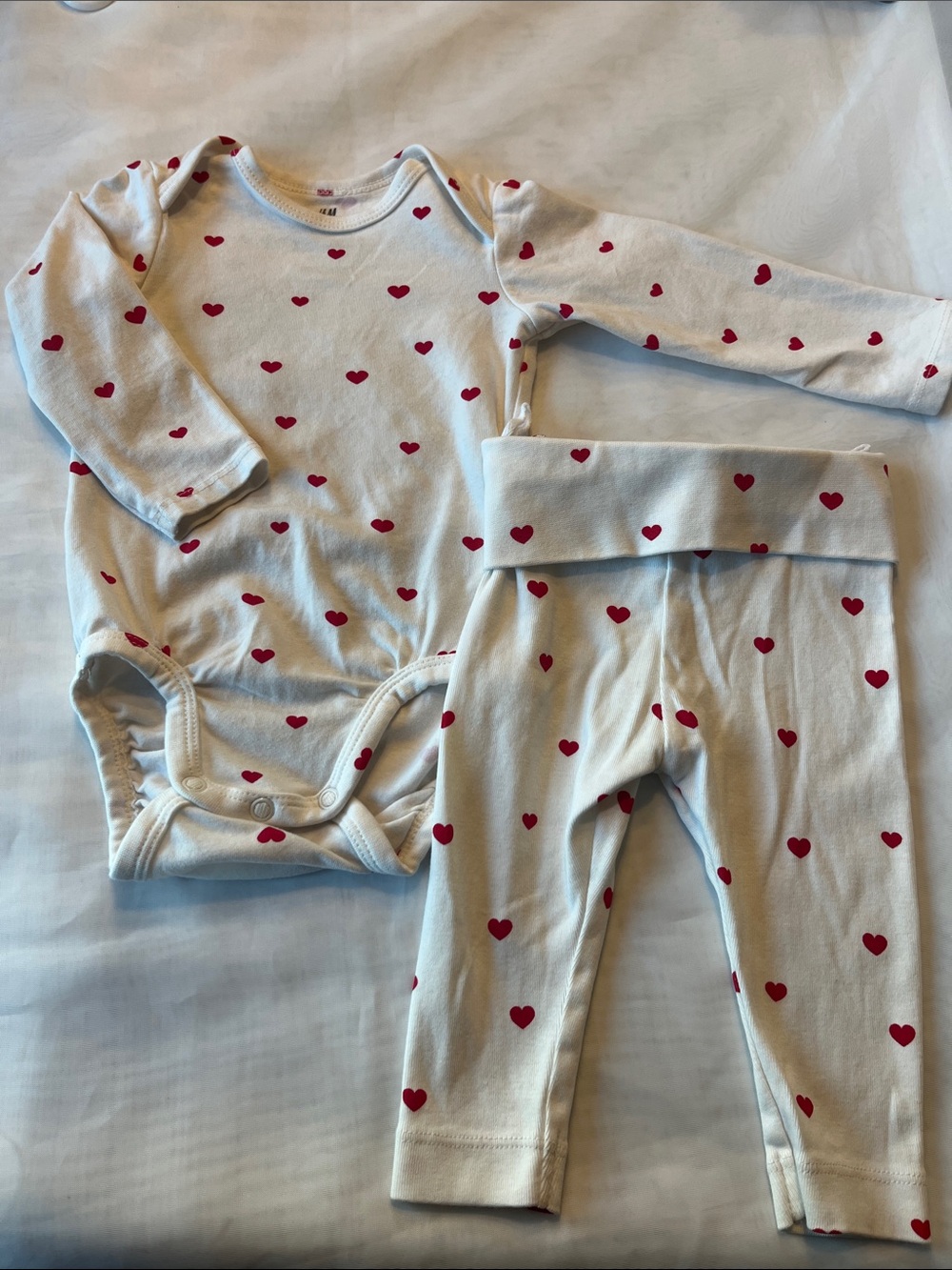H&M White Pajama Set with Red Heart Print